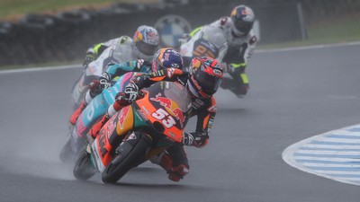Deniz Öncü, Moto2 Çekya Grand Prix'sini 13. sırada bitirdi