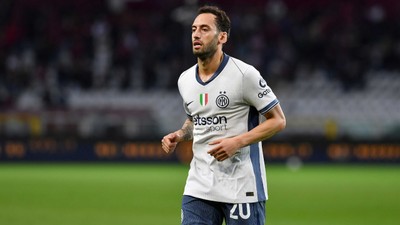 İşte Fenerbahçe'nin Hakan Çalhanoğlu için yaptığı teklif!