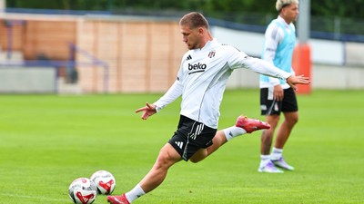 Beşiktaş'ta ayrılık! Transfer görüşmeleri başladı