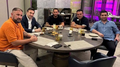 Hakan Çalhanoğlu ile görüşen Galatasaraylı isimden paylaşım geldi