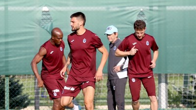 Trabzonspor Erzurum'da çift kale maçla idmanı bitirdi