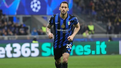 Çalhanoğlu'nun menajeri Gordon Stipic her şeyi anlattı: Fenerbahçe ve Galatasaray'la görüşme...