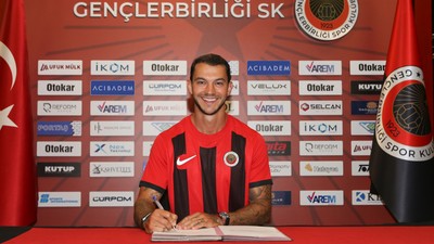 Gençlerbirliği Pedro Pereira'yı transfer etti
