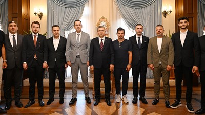 Vali Şahin: Antalya Valiliği olarak her aşamada Antalyaspor'un yanında olacağız