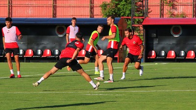 "Umarım 'Onyekuru'dan koşu var' lafını çok duyarız"