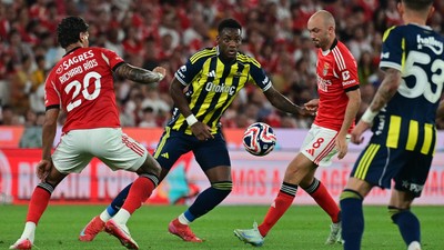 5 gollü maçta Fenerbahçe Benfica'ya mağlup oldu