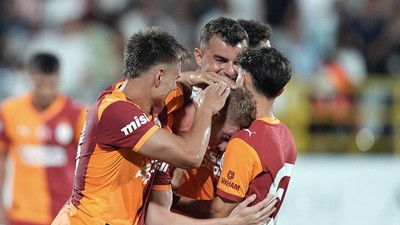 Mertens Galatasaray'dan ayrılan futbolcuya "Büyük oyuncu, ona iyi bakın" dedi
