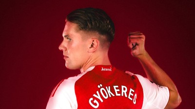 İngiltere Premier Lig ekiplerinden Arsenal, İsveçli futbolcu Viktor Gyökeres'i kadrosuna kattı