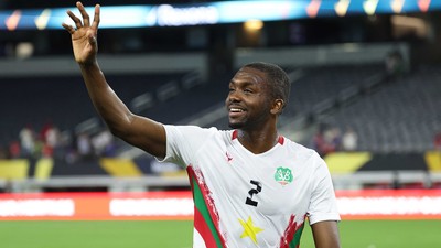 Kocaelispor, sağ bek Dijksteel ile sözleşme imzaladı