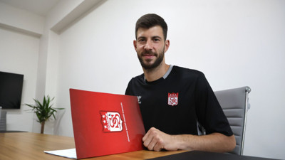 Sivasspor kalesini sağlama aldı