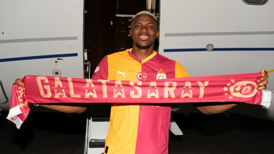 Galatasaray'ın yeni transferi Victor Osimhen İstanbul'a geldi