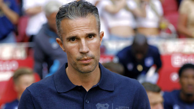 Robin van Persie'den yıllar sonra gelen Vitor Pereira itirafı