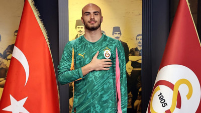 Galatasaray kaleye transfer yaptı! 7 futbolcu imzayı attı
