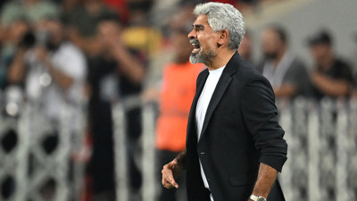 İsmet Taşdemir'den hakeme sitem: Bir tarafa 'VAR'