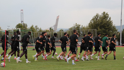 Kocaelispor, 16 yıl sonra Süper Lig'de oynayacağı maçı bekliyor