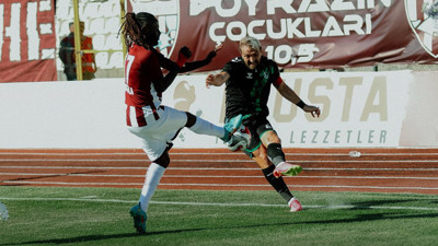 Caner Erkin ilk maçında kırmızı kart gördü
