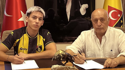 İstanbulspor, Trabzonspor'dan orta saha transfer etti