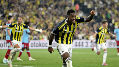 Jhon Duran sakatlığıyla ilgili bilgi verdi