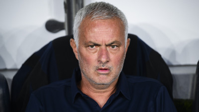 İçerde dışarda hiç farketmiyor Mourinho Benfica'yı her yerde yeniyor