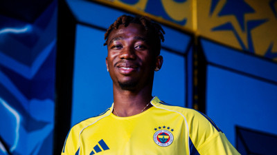 Dorgeles Nene'den 5 yıllık imza! Devin Özek 4 özelliğini öne çıkardı