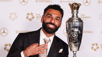 İngiltere'de yılın futbolcusu Salah oldu