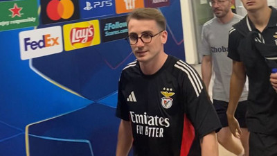 Kerem Aktürkoğlu soruları yanıtsız bırakıp Kadıköy'den ayrıldı