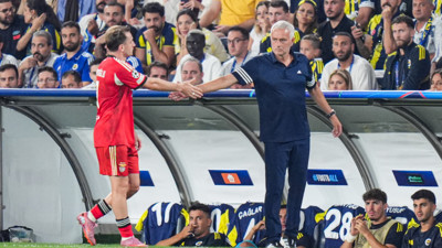Mourinho ile Kerem Aktürkoğlu böyle selamlaştı
