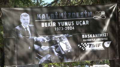 Bekir Yunus Uçar vefatının 1. yıl dönümünde kabri başında anıldı