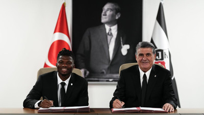 Beşiktaş, El Bilal Toure'yi KAP'a bildirdi