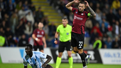 Sparta Prag, UEFA Konferans Ligi'ne yükseldi