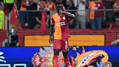 Davinson Sanchez, Galatasaray tarihine geçti