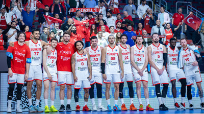 Milli basketbolcu Adem Bona: Grup birinciliği için şansımız büyük. Gruptan birinci olarak çıkmak istiyoruz