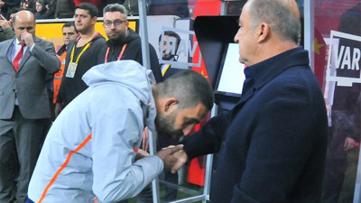 Arda Turan Fatih Terim'in doğum gününü kutladı