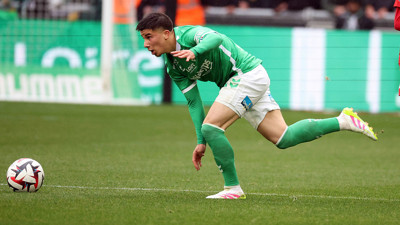 Trabzonspor'un yeni transferi Bouchouari şehre geldi