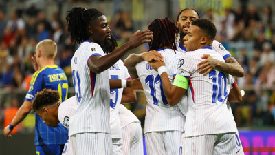 Fransa, deplasmanda 2 golle kazandı