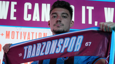 Trabzonspor Ernest Muçi transferini bu video ile açıkladı