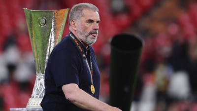 Nottingham Forest'ta Nuno Esprito Santo'nun yerine Ange Postecoglou göreve getirildi