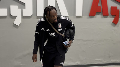 Tammy Abraham'dan Cerny'ye dikiz