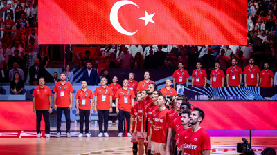 12 Dev Adam yurda dönüyor