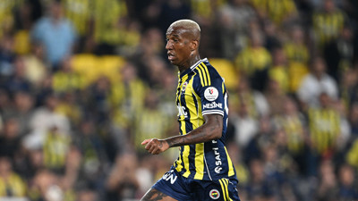 Szymanski ve Talisca oyundan çıkarken ıslıklandı