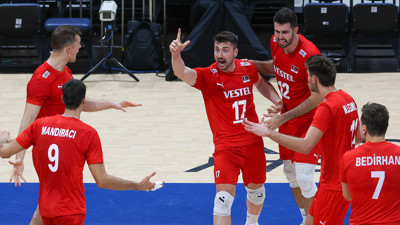Hollanda'yı deviren Filenin Efeleri çeyrek finale ilk kez yükseldi!
