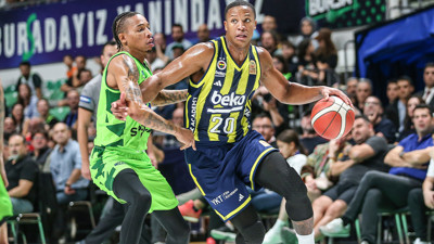TOFAŞ, Fenerbahçe Beko'yu yenerek sezonu galibiyetle açtı