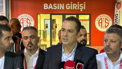 Antalyaspor Başkanı Rıza Perçin: Emre Hoca ile devam edeceğiz