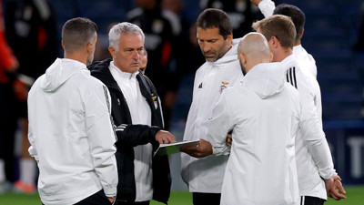 Jose Mourinho'nun Benfica'sında kriz çıktı! Porto derbisi öncesi hastalık şoku