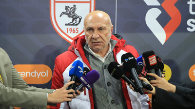 Samsunspor Başkanı Yüksel Yıldırım: "İnşallah bu gece maçın skoruna hakem kararı ya da VAR kararı etki etmemiştir diye düşünüyorum"