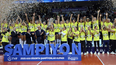 Sadettin Saran: "Voleybolcularımız armanın hakkını sonuna kadar verdiler"