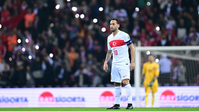 Hakan Çalhanoğlu'ndan 100 maç yorumu