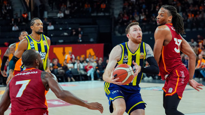 Fenerbahçe dev derbide Galatasaray'ı mağlup etti!