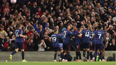 Arsenal bu sefer başaracak mı? İngiltere Premier Lig'de zirveye yerleşti