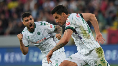 Konyaspor 3 hafta sonra hasreti bitirdi